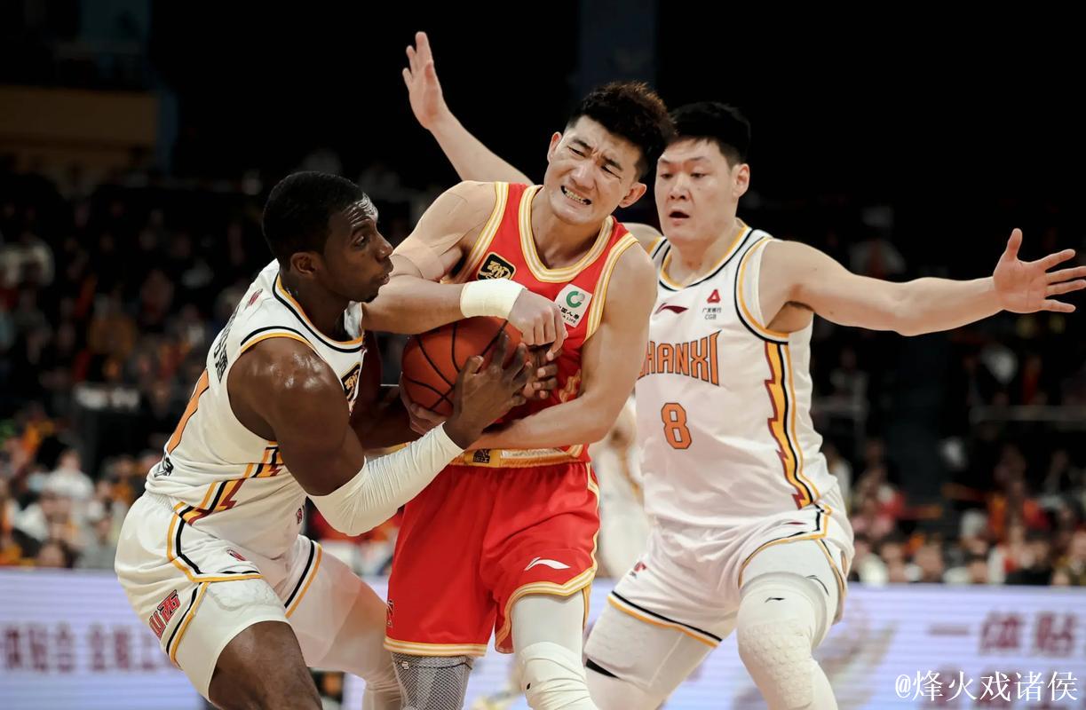 CBA赛场关键制胜人物揭晓,各队外援成焦点 CBA赛场关键制胜人物揭晓,各队外援成焦点